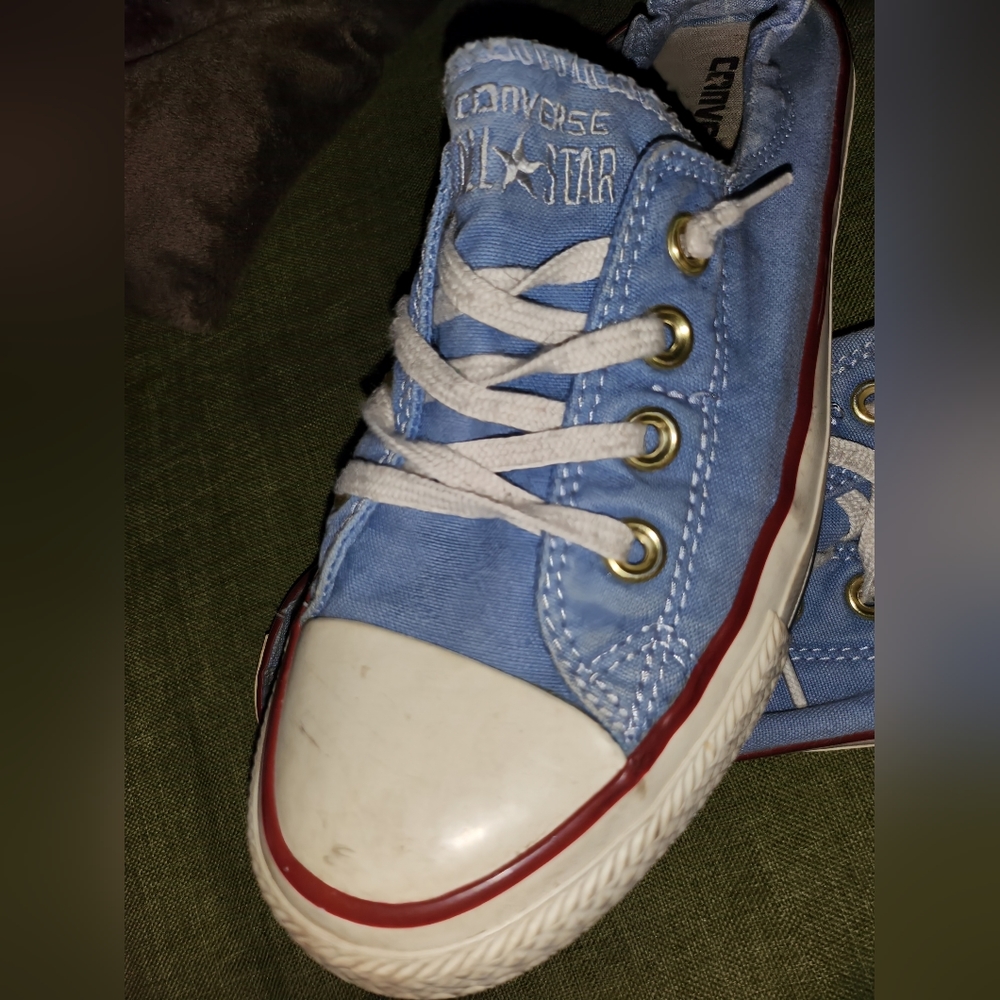 Light blue Jean Converse